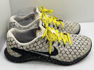 Nike Womens Metcon 4 924594-107 White Yellow Running Shoes Sneakers Size 8